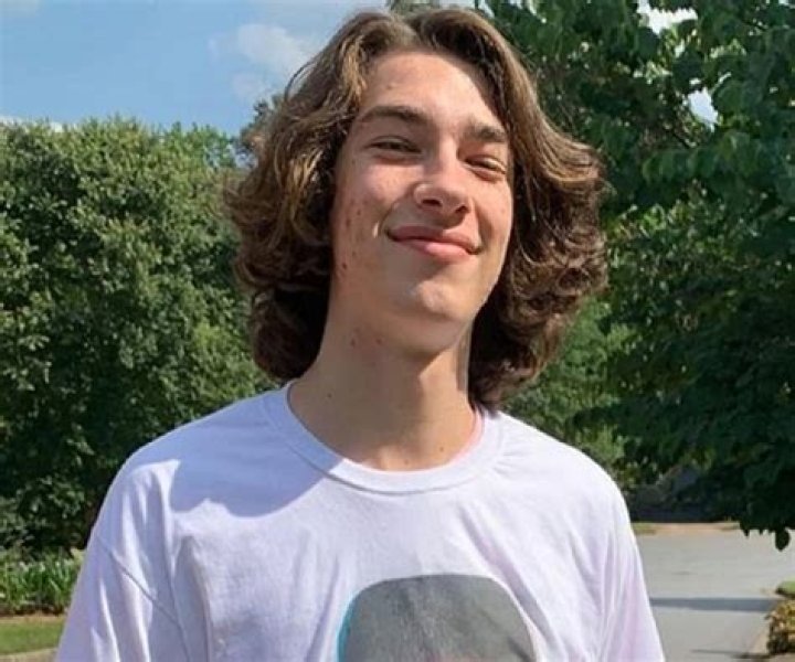 Baylen Levine Net Worth How Much Money He Makes On YouTube