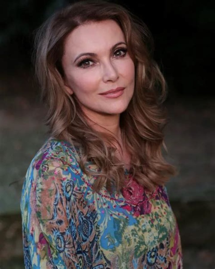 Emma Samms Biography, Age, Height, Husband, Net Worth, Family