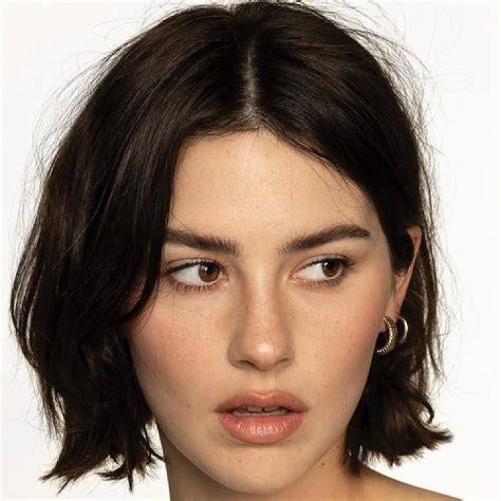 Gracie Abrams - WebBlog