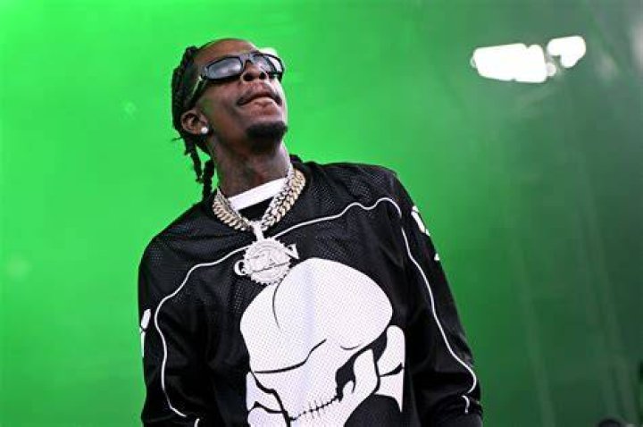 How Rich Is The Rapper? ·