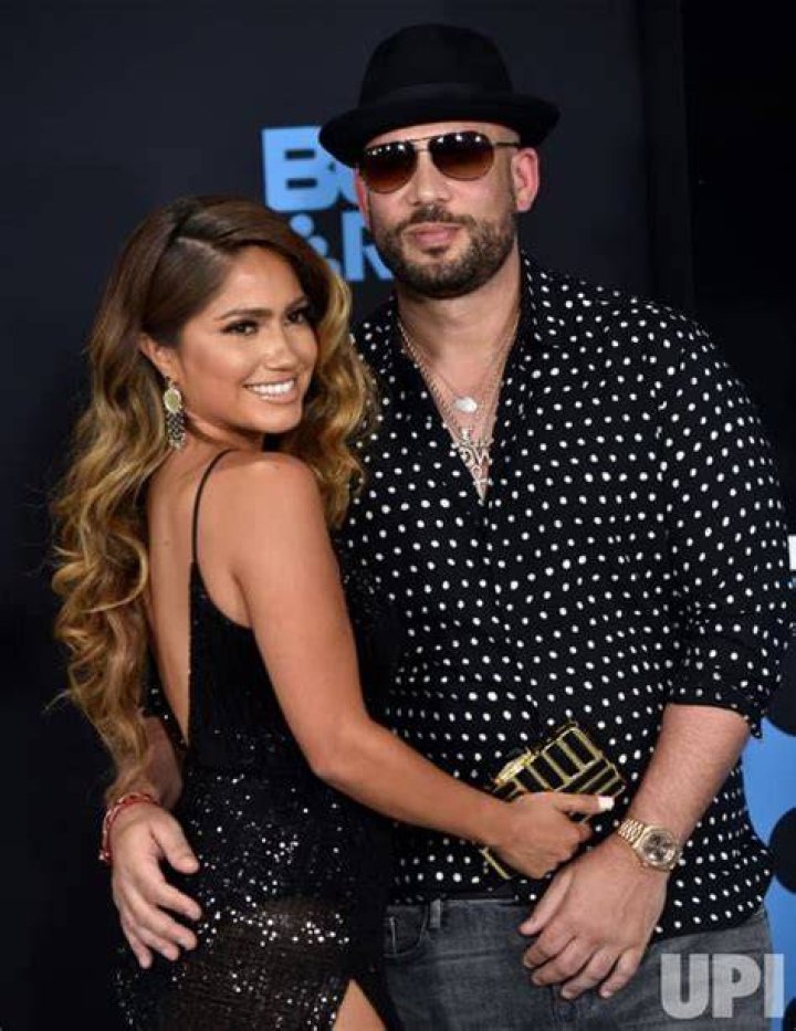 Is DJ Drama Married to Wife? Or Dating Girlfriend? Kids.