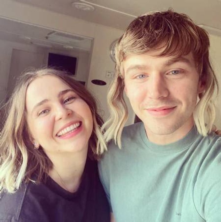 Is Mae White Dating Miles Heizer? Know her Relationship Status ·