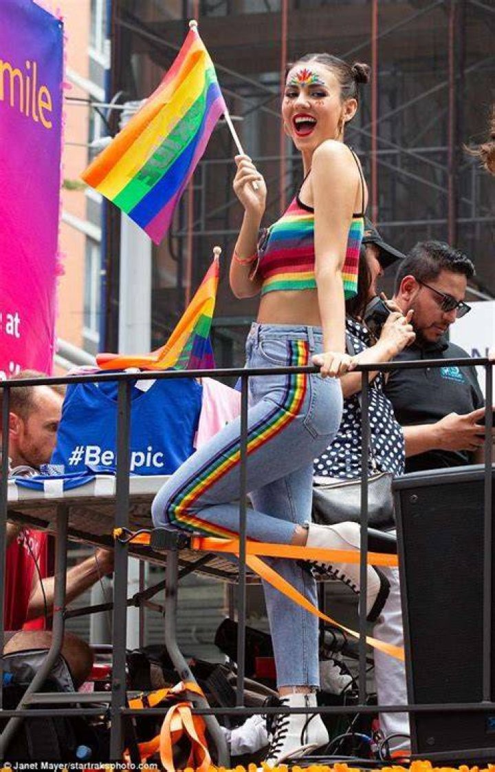 Is Victoria Justice Gay, Bi, or Straight? Whats Her Sexuality? ·