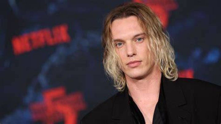 Jamie Campbell Bower Age