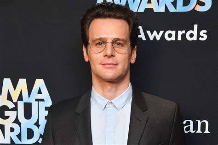 Jonathan Groff