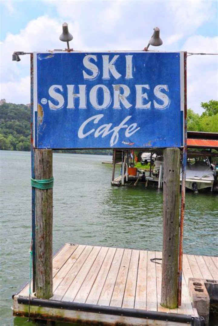 Uncovering Ski Shores Cafe's Delights