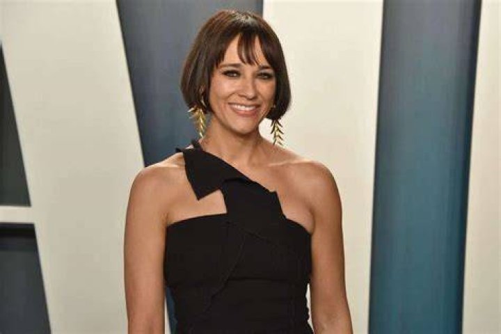 Unveiling The Love Life Of Rashida Jones: A Promising Exploration