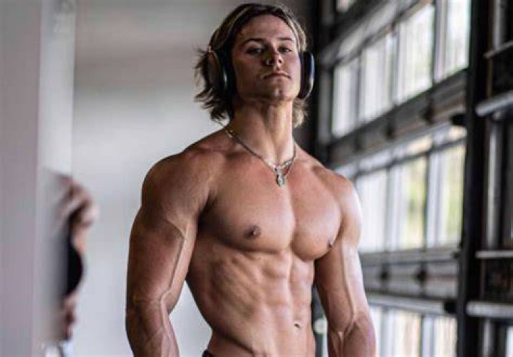 Who is Alex Eubank? Age, exgirlfriend, family, height, net worth