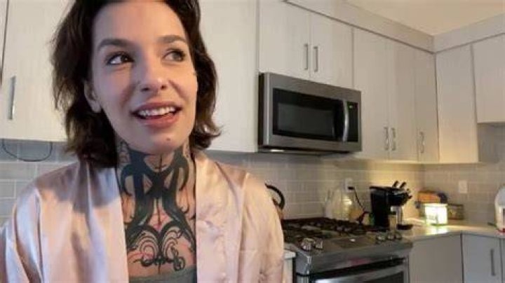 Who is Chloe Roma? Everything About The Social Media Star ·