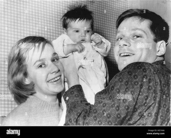 Who is Robert Morse first wife?